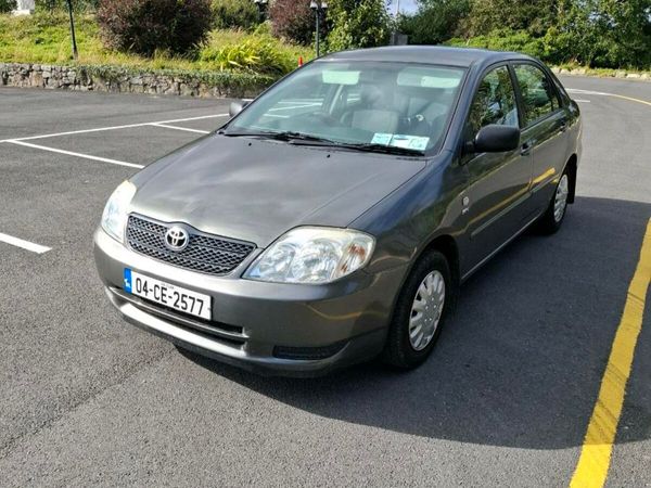 Toyota Corolla Saloon, Petrol, 2004, Grey