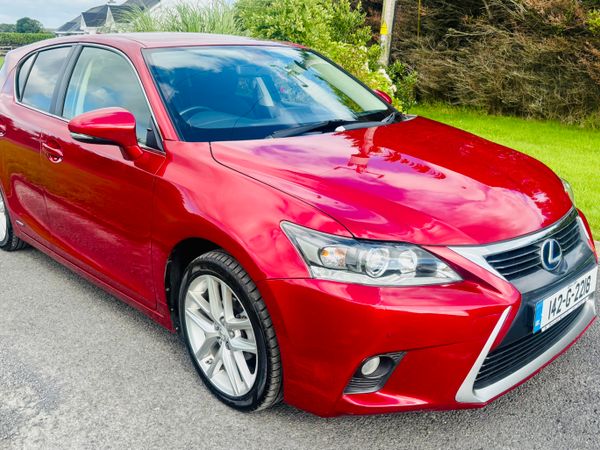 Lexus CT Hatchback, Petrol Hybrid, 2014, Red