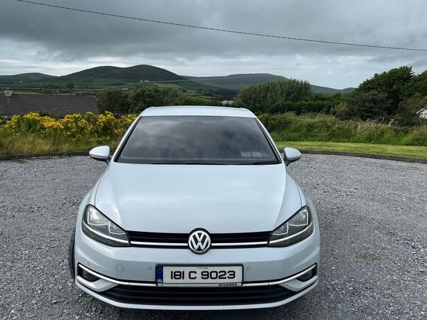 Volkswagen Golf Estate, Petrol, 2018, White