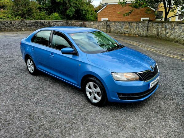 Skoda Rapid Hatchback, Diesel, 2012, Blue