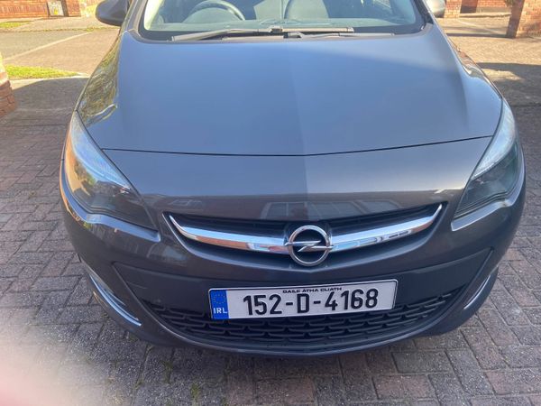 Opel Astra Hatchback, Diesel, 2015, Grey