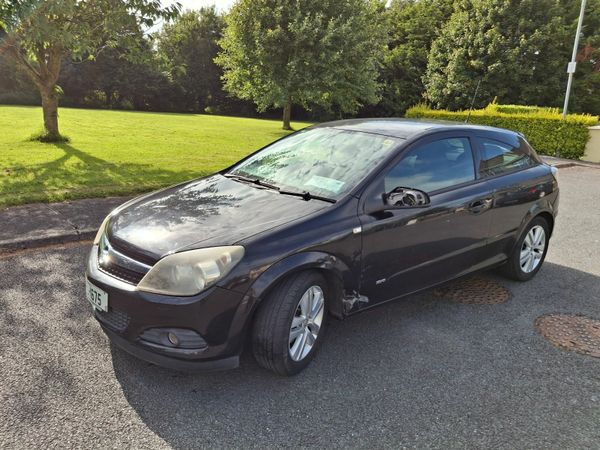 Opel Astra Hatchback, Petrol, 2007, Black