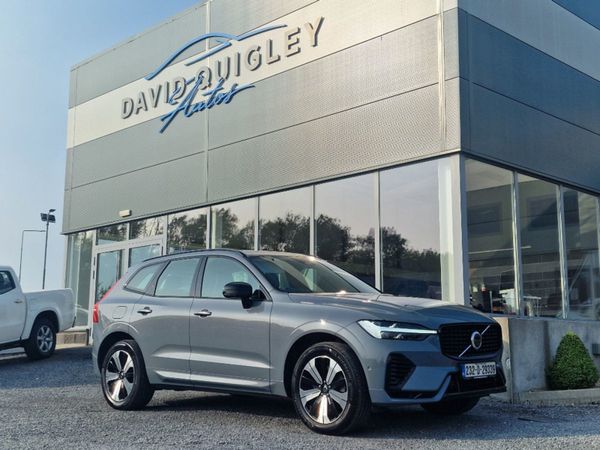 Volvo XC60 Estate, Hybrid, 2023, Grey