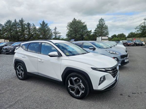 Hyundai Tucson MPV, Petrol Plug-in Hybrid, 2023, White