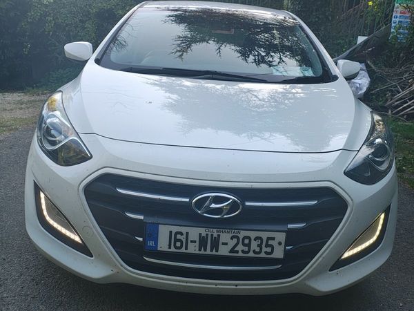 Hyundai i30 Hatchback, Diesel, 2016, White