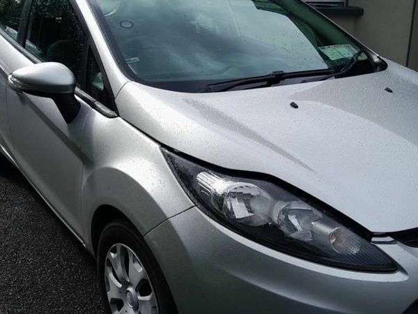 Ford Fiesta Hatchback, Diesel, 2011, Silver