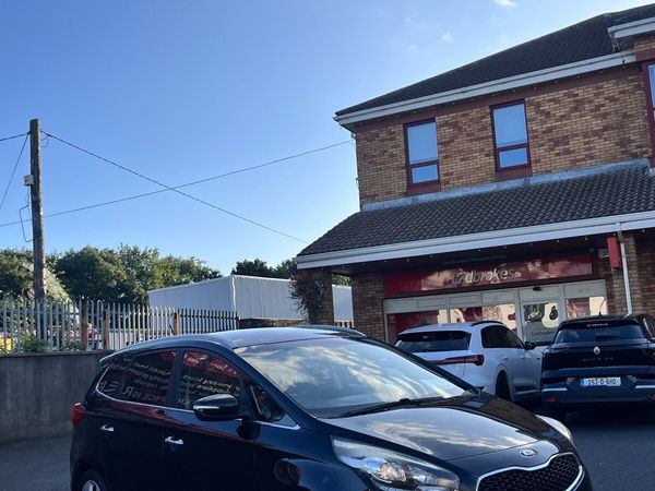 Kia Carens MPV, Diesel, 2015, Black