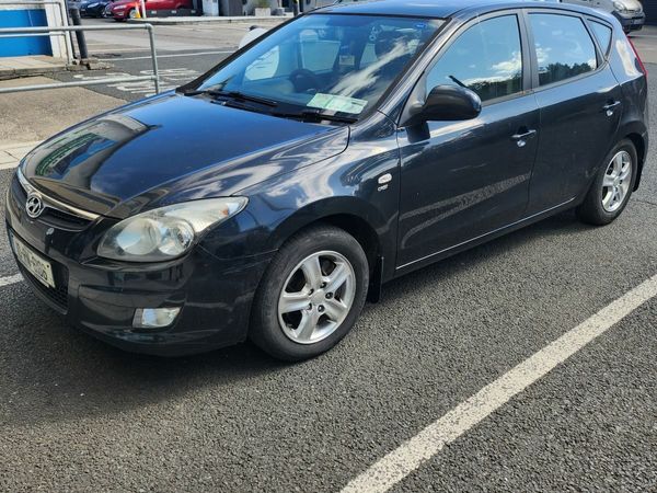 Hyundai i30 Hatchback, Diesel, 2010, Black