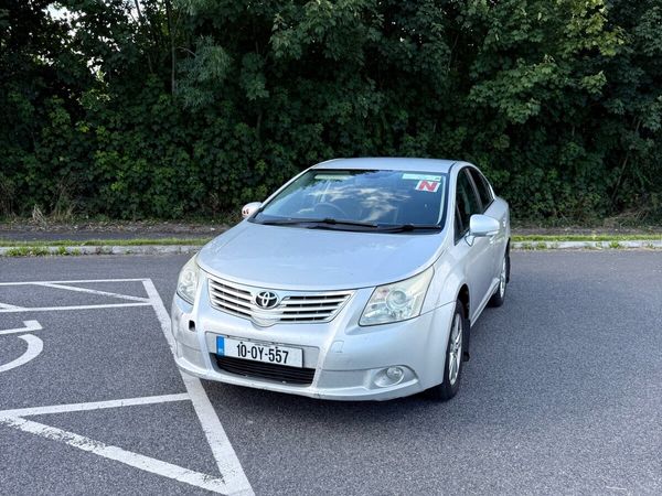 Toyota Avensis Saloon, Diesel, 2010, Silver