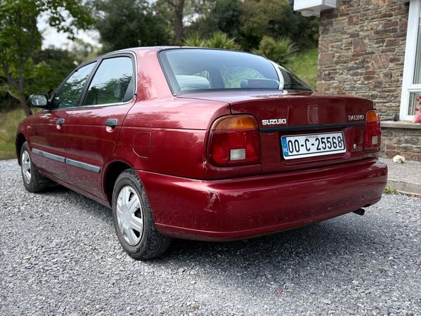 Suzuki Baleno Saloon, Petrol, 2000, Red