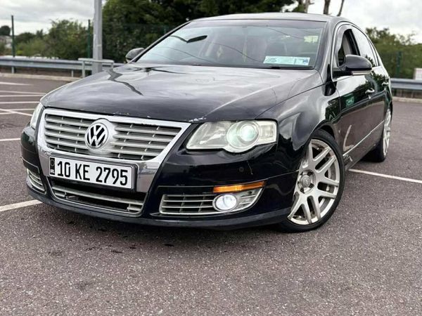 Volkswagen Passat Saloon, Diesel, 2010, Black