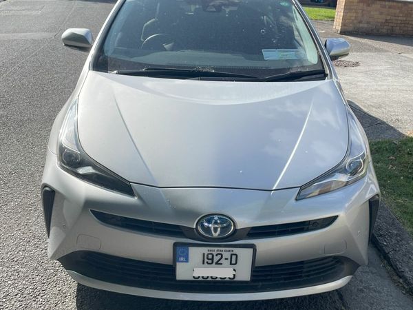 Toyota Prius Hatchback, Petrol Hybrid, 2019, Silver