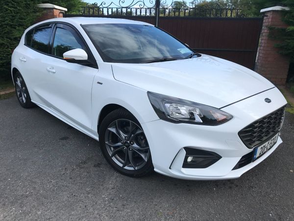 Ford Focus Hatchback, Diesel, 2020, White