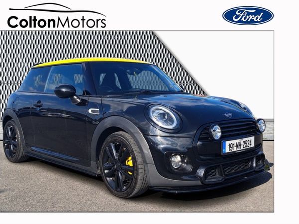 Mini Cooper Hatchback, Petrol, 2019, Black