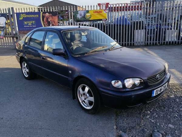 Toyota Corolla Hatchback, Petrol, 2000, Blue
