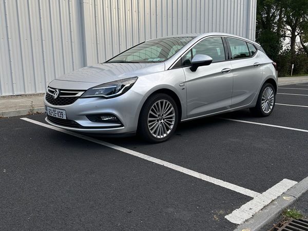 Vauxhall Astra Hatchback, Diesel, 2016, Silver