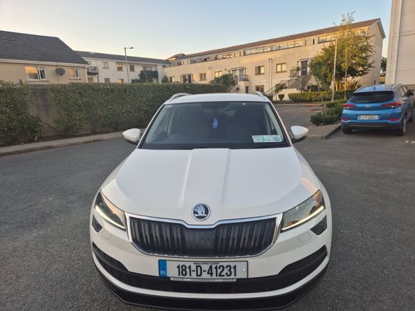 Skoda Karoq Estate/Jeep, Petrol, 2018, White