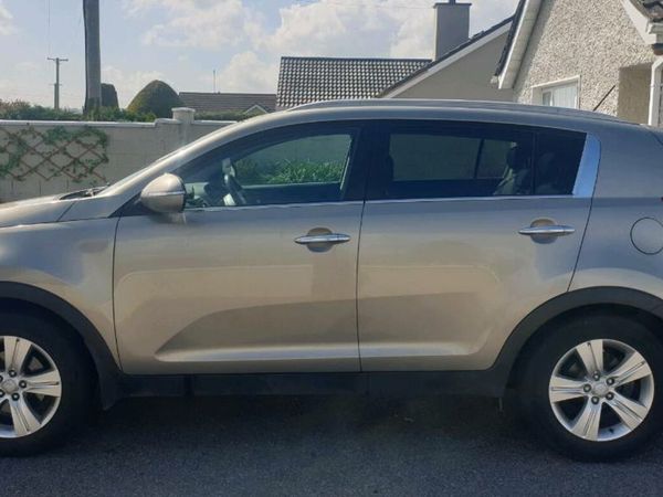 Kia Sportage SUV, Diesel, 2012, Silver