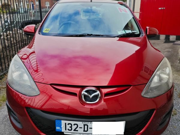 Mazda Demio MPV, Petrol, 2013, Red