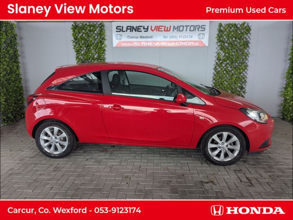 Opel Corsa Hatchback, Petrol, 2017, Red
