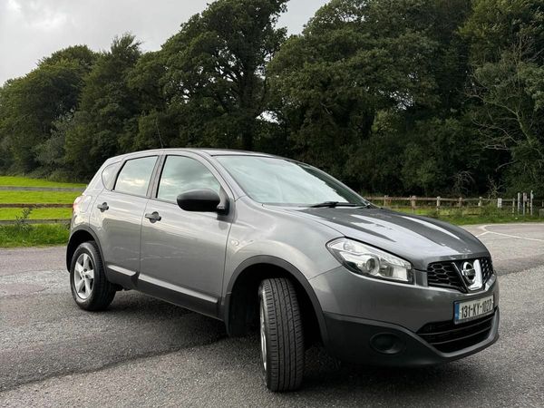 Nissan Qashqai SUV, Diesel, 2013, Grey