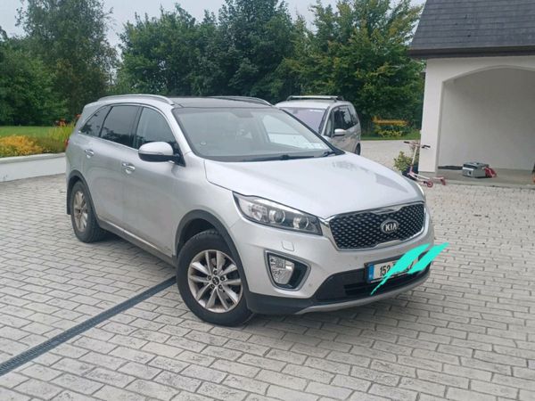 Kia Sorento SUV, Diesel, 2015, Silver