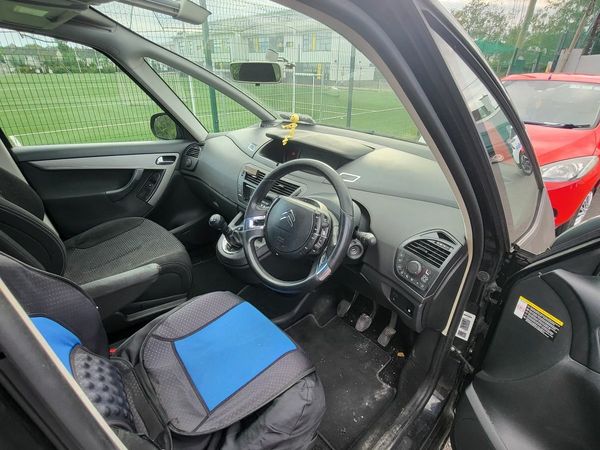 Citroen C4 Picasso MPV, Petrol, 2008, Black