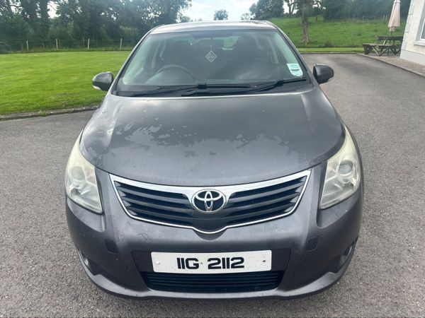 Toyota Avensis Saloon, Diesel, 2011, Grey