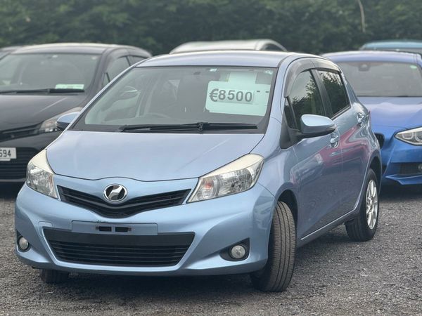 Toyota Vitz Hatchback, Petrol, 2014, Blue