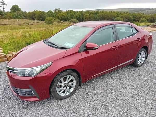 Toyota Corolla Saloon, Diesel, 2017, Red