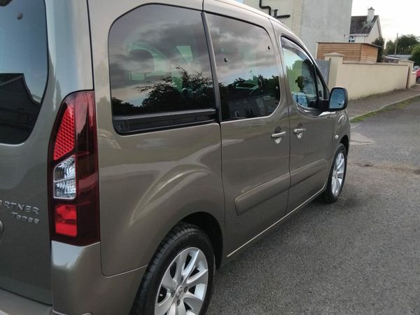 Peugeot Partner Tepee Estate/Jeep, Diesel, 2017, Brown