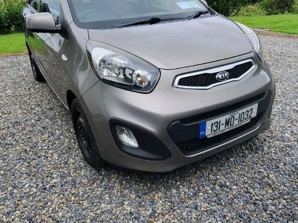 Kia Picanto Hatchback, Petrol, 2013, Silver
