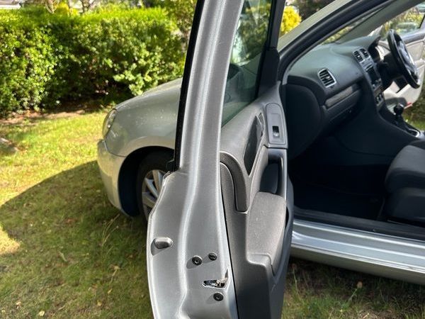 Volkswagen Golf Hatchback, Diesel, 2011, Silver