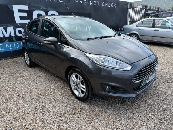 Ford Fiesta Hatchback, Diesel, 2017, Grey