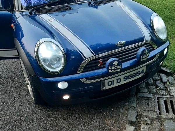 Mini One Hatchback, Petrol, 2001, Blue