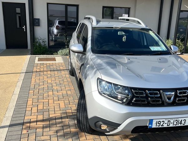 Dacia Duster SUV, Petrol, 2019, Grey