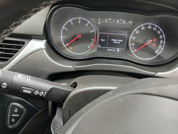 Opel Corsa Hatchback, Petrol, 2015, Silver