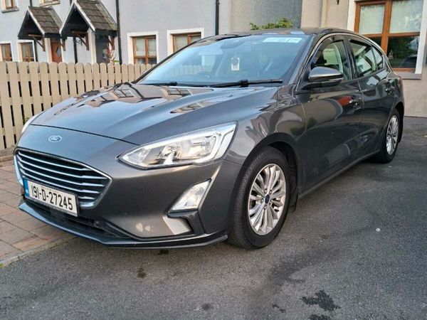 Ford Focus Hatchback, Petrol, 2019, Grey