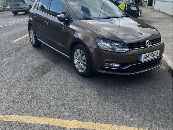 Volkswagen Polo Hatchback, Petrol, 2015, Brown