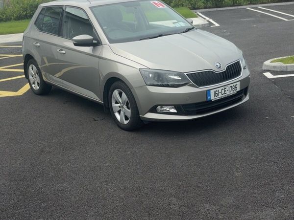 Skoda Fabia Hatchback, Petrol, 2016, Beige