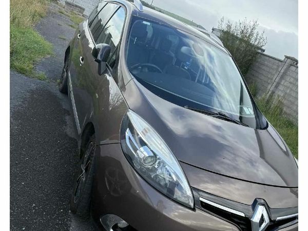 Renault Grand Scenic MPV, Diesel, 2014, Brown