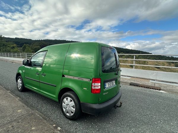Volkswagen Caddy MPV, Diesel, 2011, Green