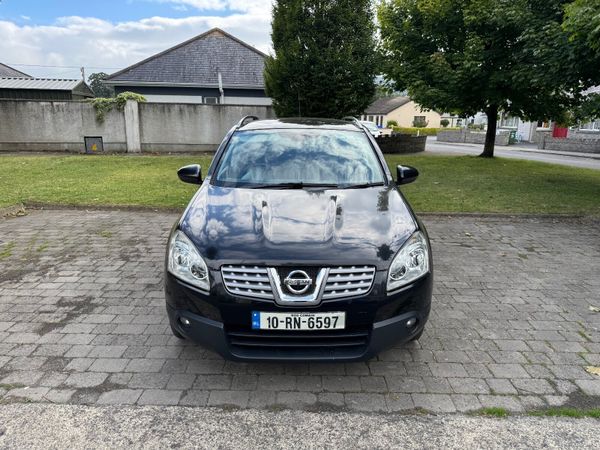 Nissan Qashqai Hatchback, Diesel, 2010, Black