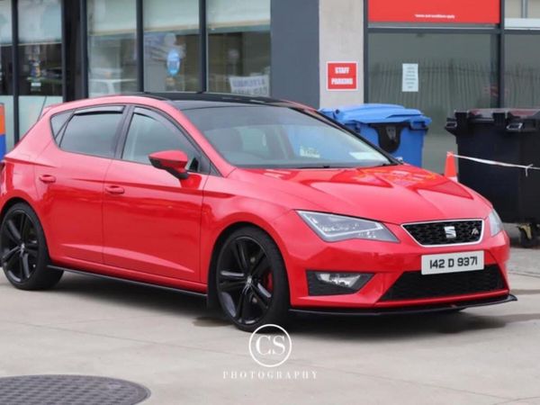 SEAT Leon Estate, Diesel, 2014, Red