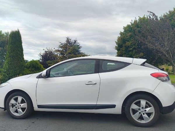 Renault Megane Coupe, Diesel, 2012, White