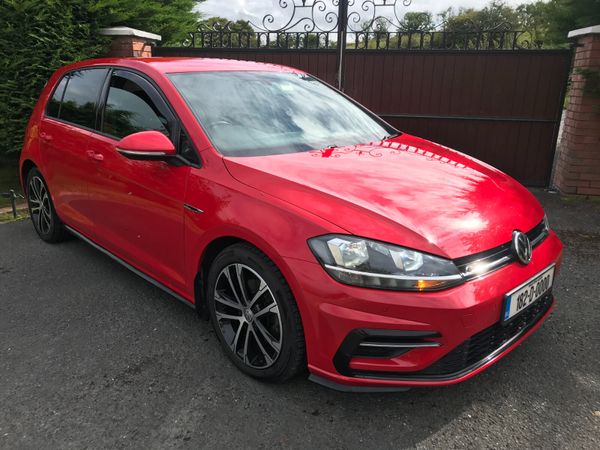 Volkswagen Golf Hatchback, Petrol, 2018, Red