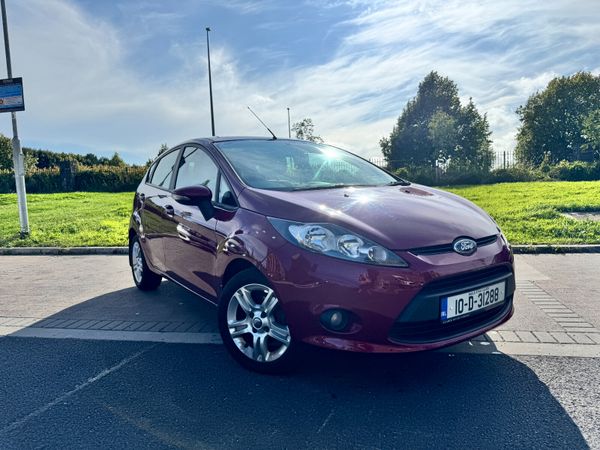 Ford Fiesta Hatchback, Petrol, 2010, Red