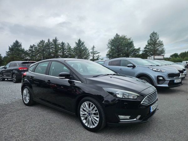 Ford Focus Hatchback, Diesel, 2016, Black
