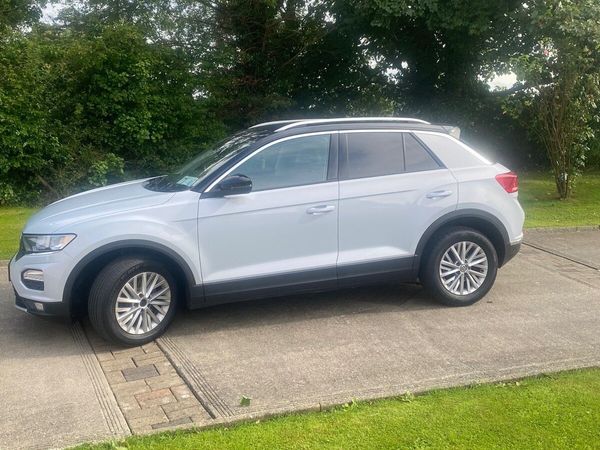 Volkswagen T-Roc SUV, Petrol, 2018, White