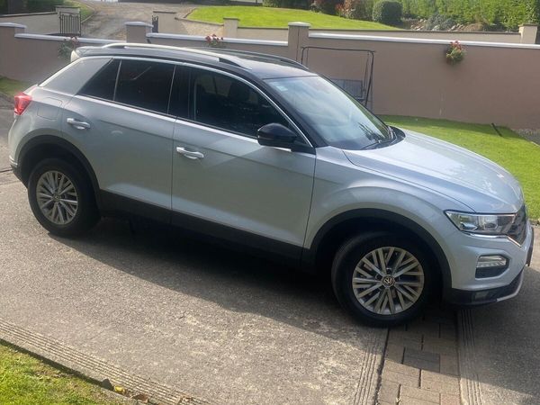 Volkswagen T-Roc SUV, Petrol, 2018, White